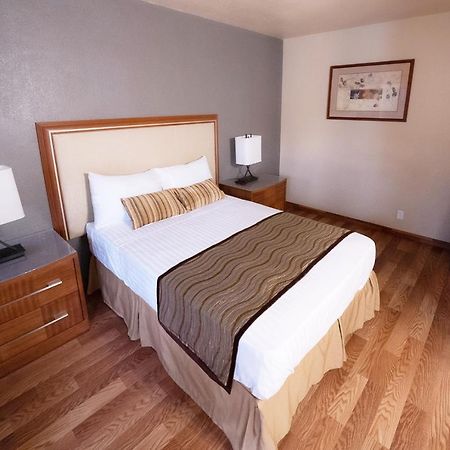 Stay Inn Suite Stockton Exterior foto