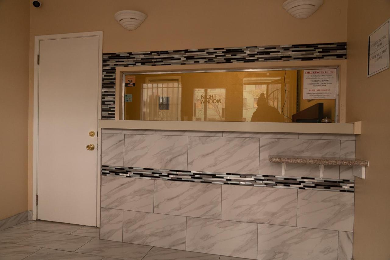 Stay Inn Suite Stockton Exterior foto