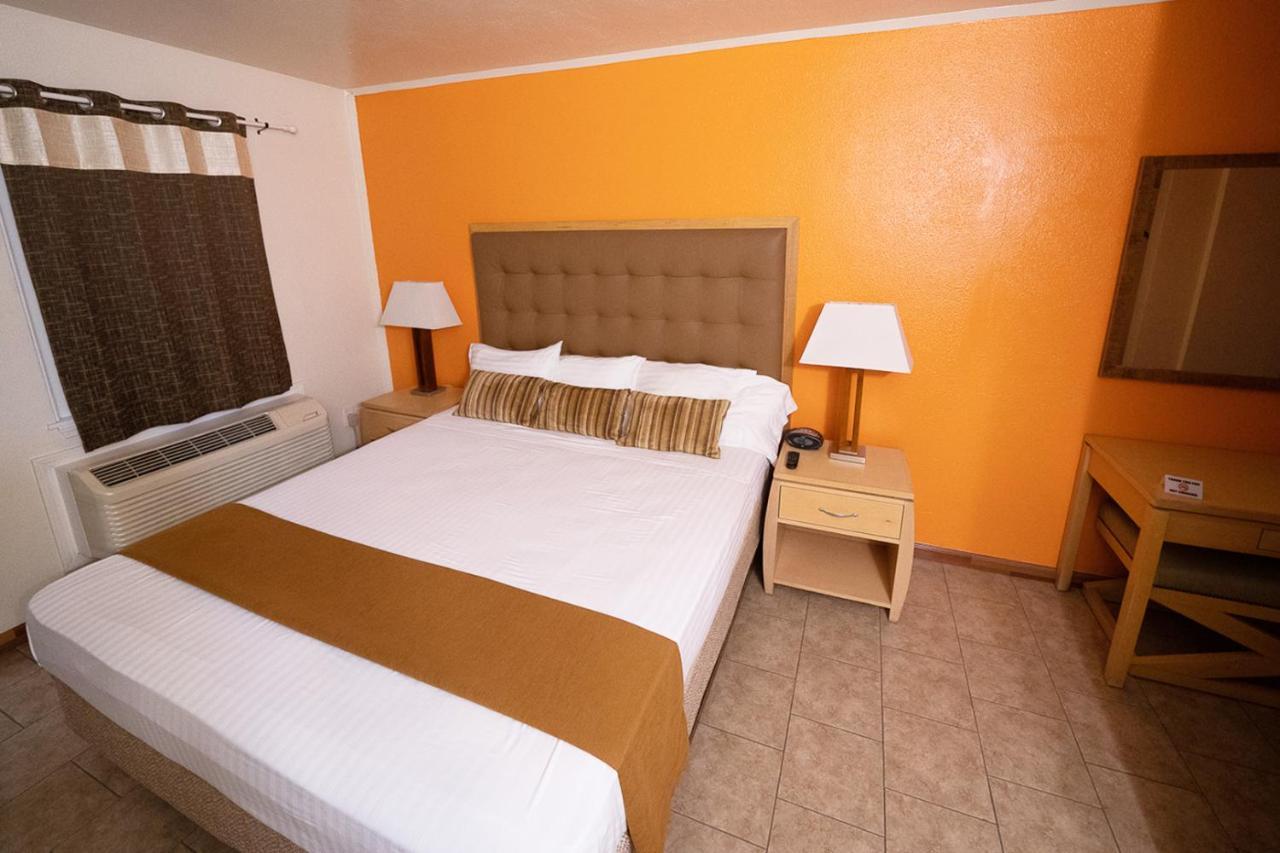 Stay Inn Suite Stockton Exterior foto